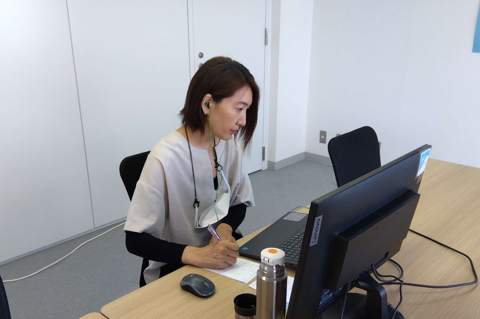 インタビュー時の様子（事務局　吉田）