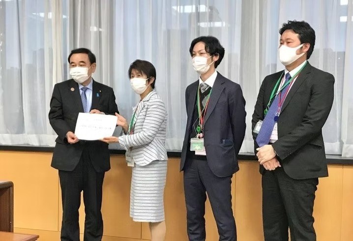 坂本哲志 孤独・孤立対策担当大臣と面会